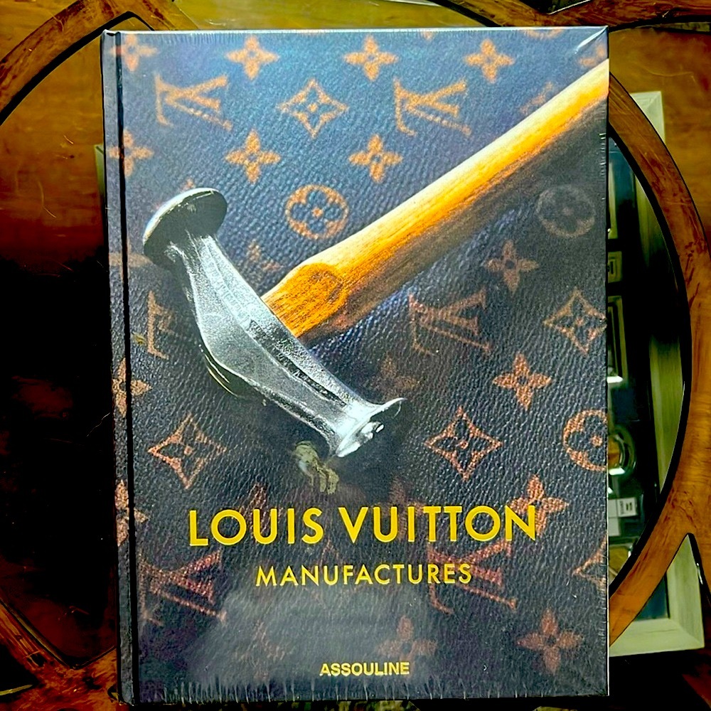 📚NEW!! Louis Vuitton Manufactures- Art Of Living 📚 FREE GIFT 🎁 💝